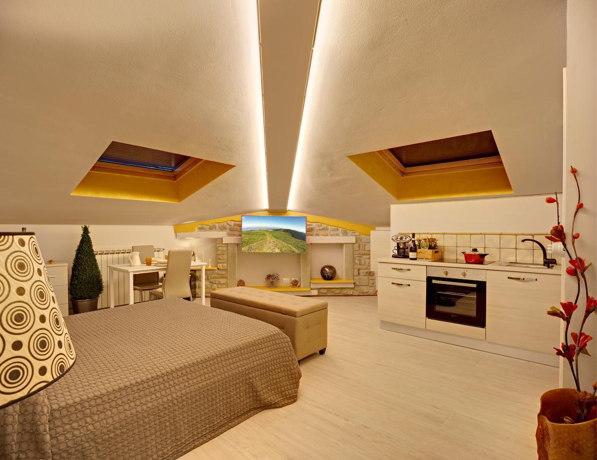 Casa Vacanze - Matelda Bed and Breakfast Poppi Exterior foto