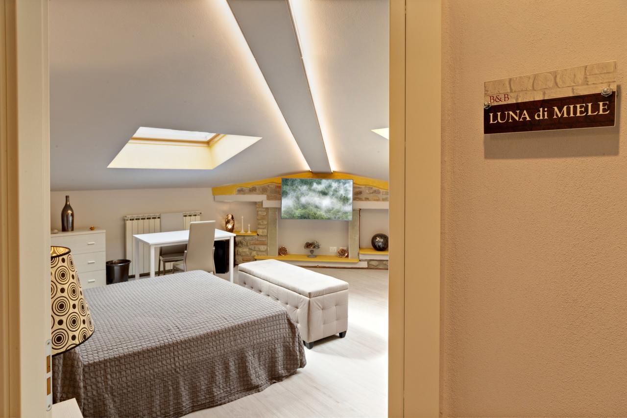 Casa Vacanze - Matelda Bed and Breakfast Poppi Exterior foto